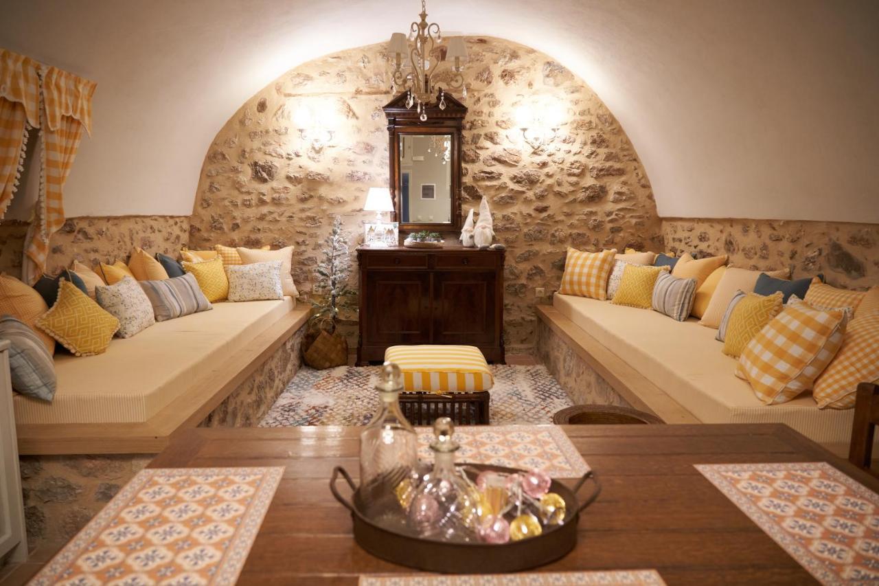 Dandy Villas Dimitsana - A Family Ideal Charming Home In A Quaint Historic Neighborhood - 2 Fireplaces For Romantic Nights Bagian luar foto